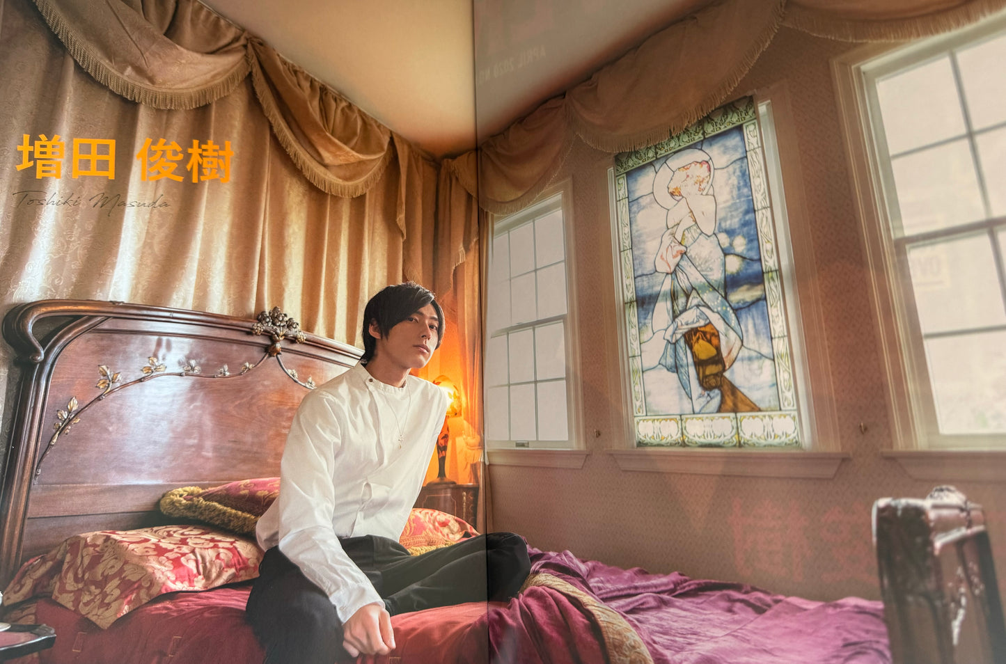 VOICE OVER #8　ちょっと大人のライフスタイルMAGAZINE　